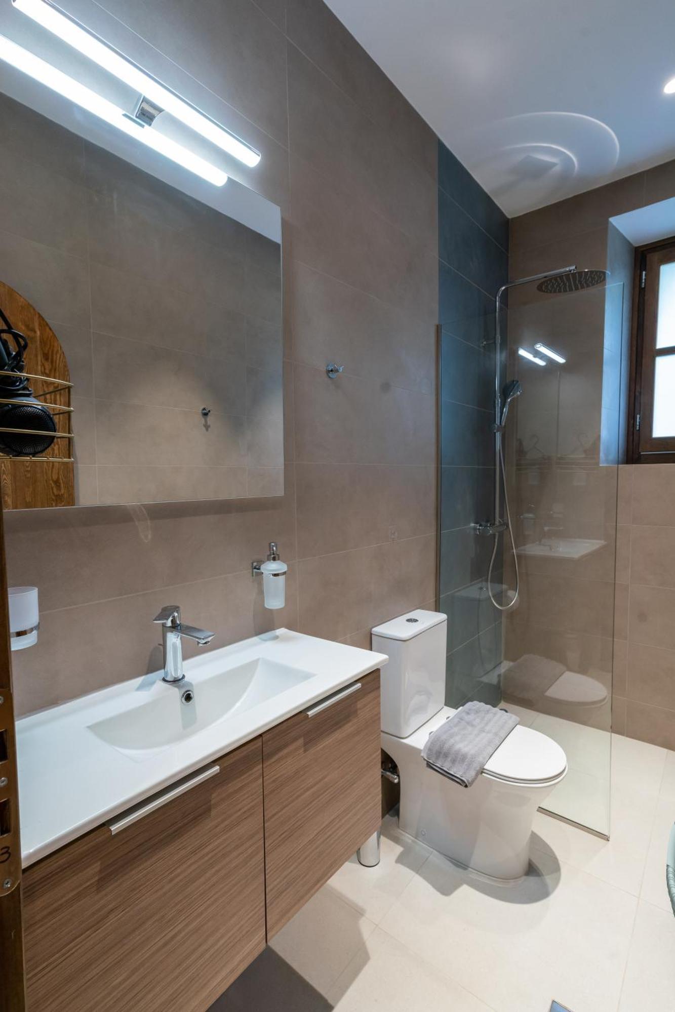 Indigo Leonidion Apartment ภายนอก รูปภาพ